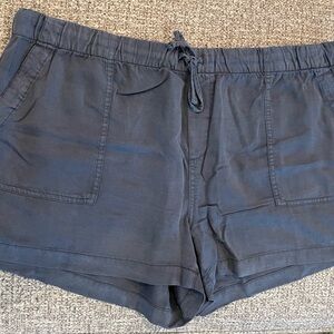 GAP Women's Dark Blue Cargo Shorts
